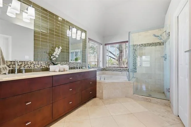 Photo of 1048 Basilwood Drive