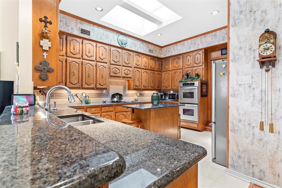 Photo of 16022 Chalfont Circle