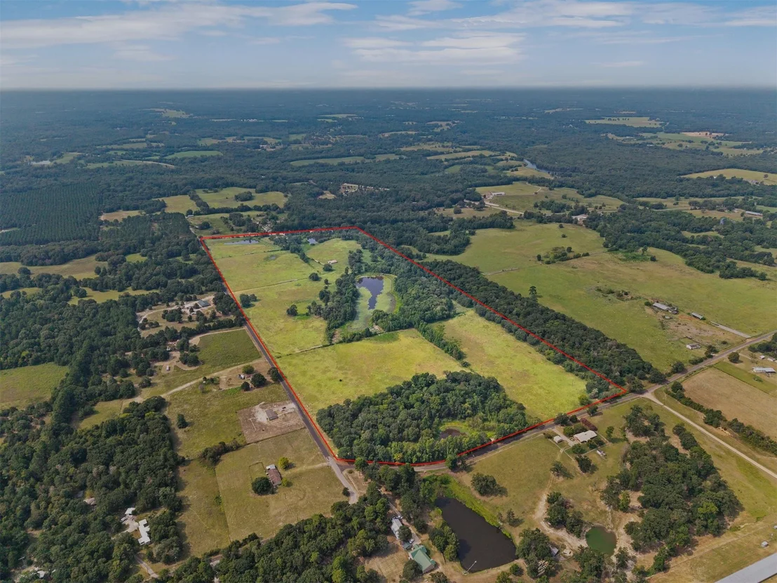 Photo of 3349 E State Highway 154