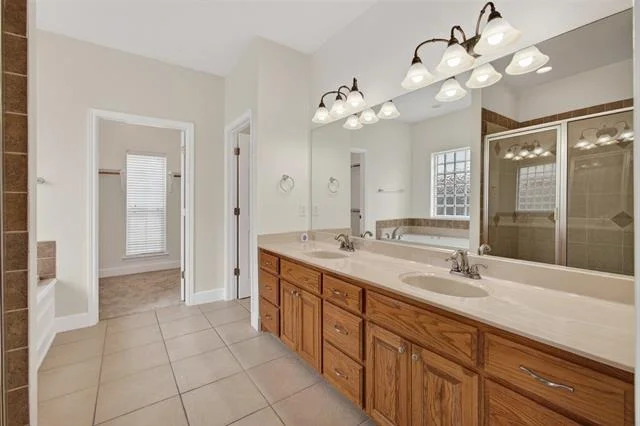 Photo of 3325 Silver Oaks Drive