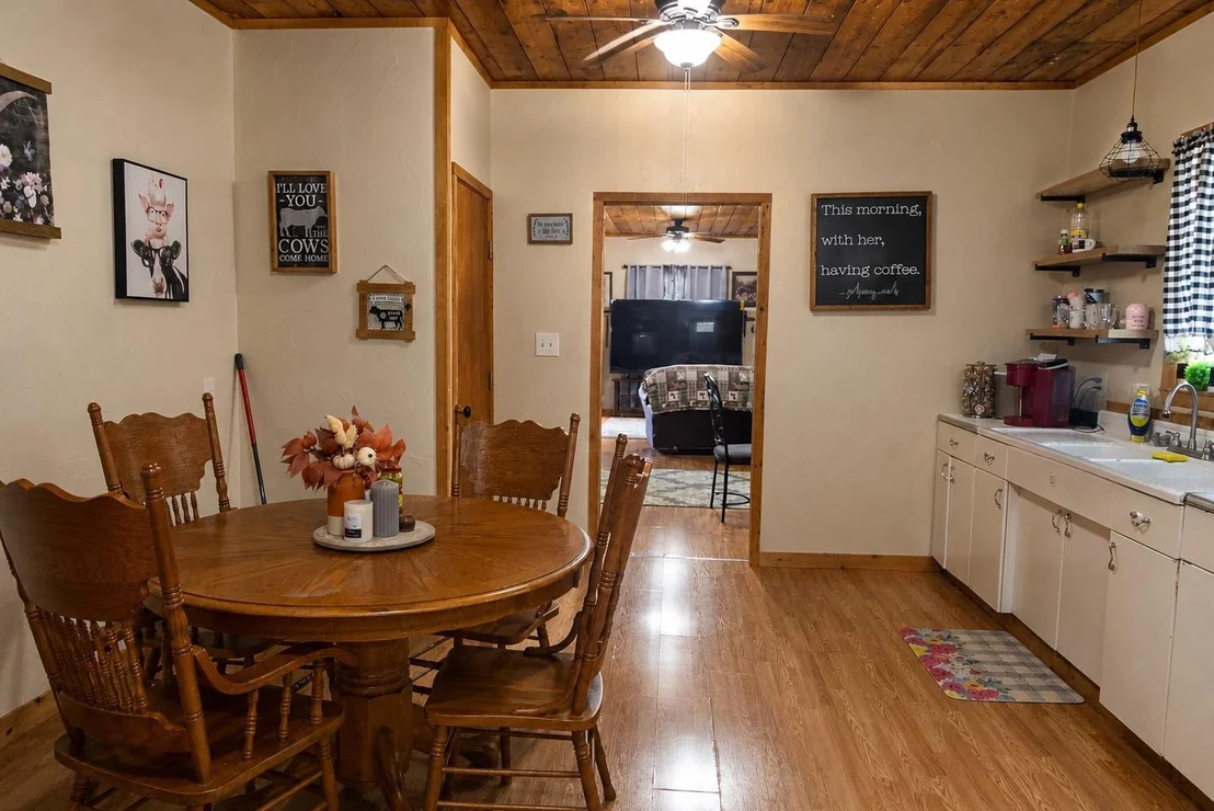 Photo of 309 W 10th Street