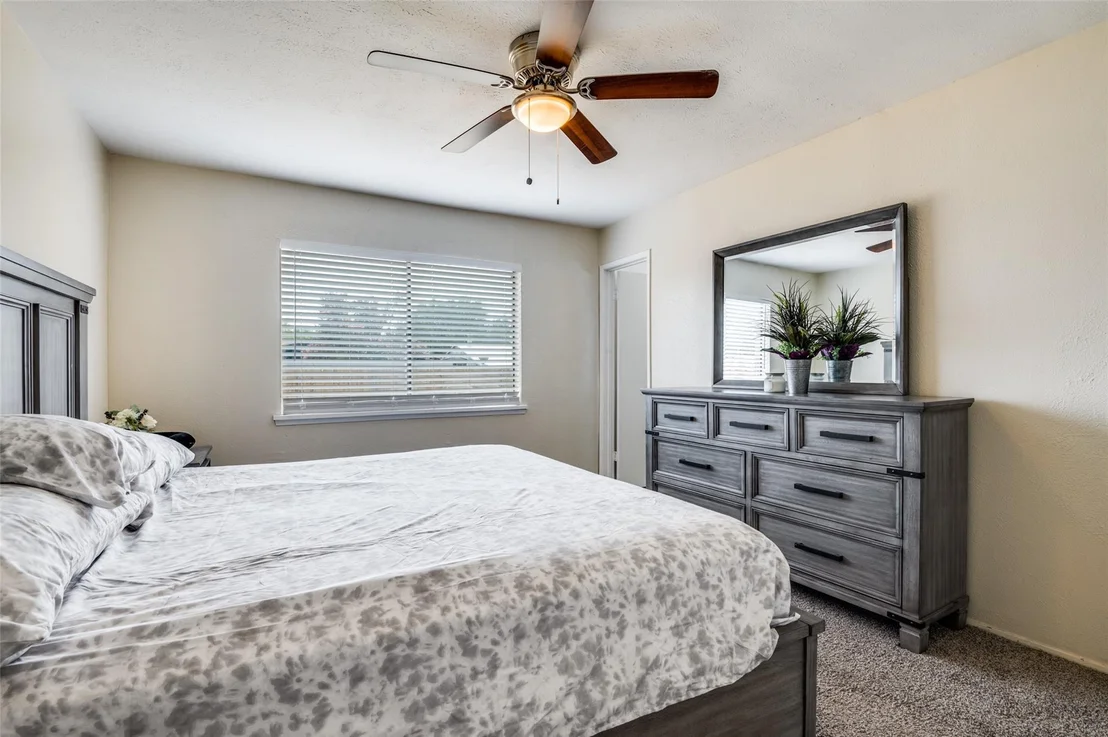Photo of 10222 Red Maple Drive
