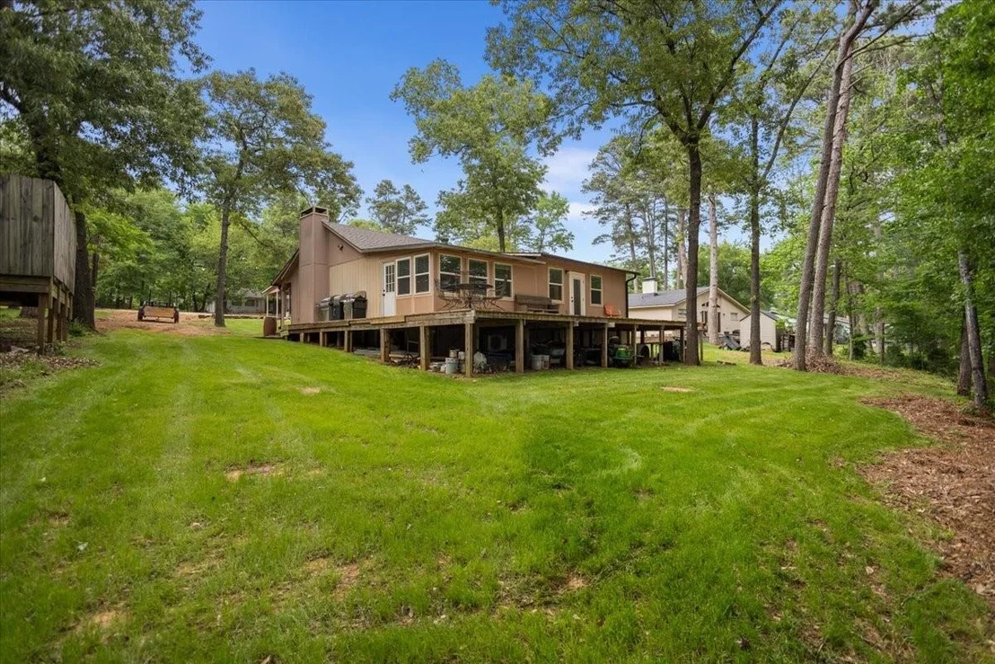 Photo of 1507 E Tanglewood Drive
