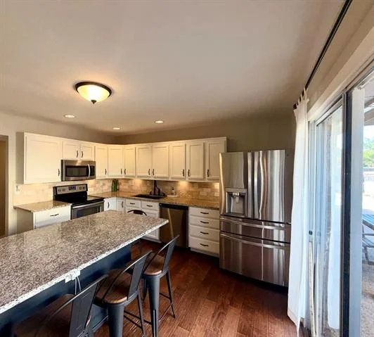 Photo of 332 Willow Springs Drive