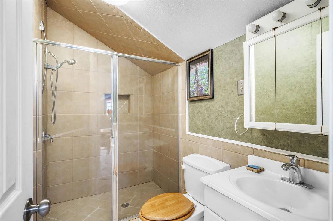 Photo of 163 Granada Square