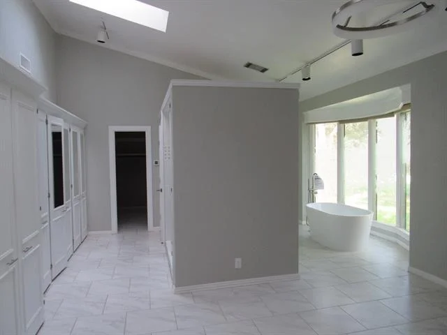 Photo of 3300 Oakridge Lane