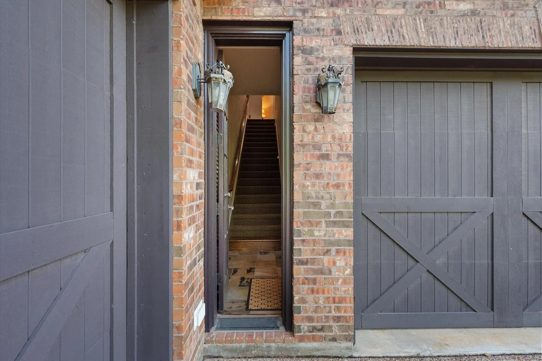 Photo of 103 Oak Grove Lane
