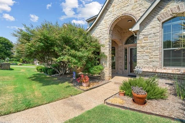 Photo of 232 Copperwood Drive