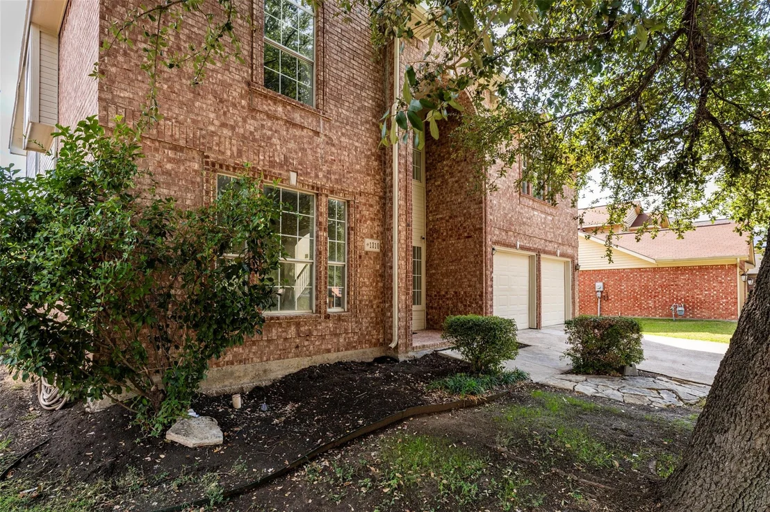 Photo of 1310 Norman Circle