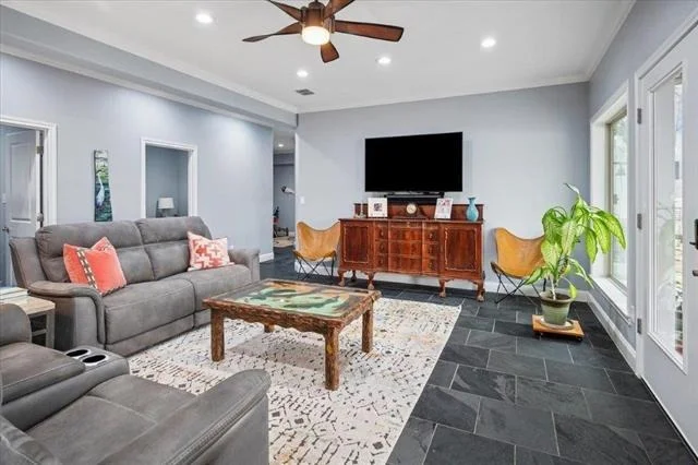Photo of 154 Bayside Circle