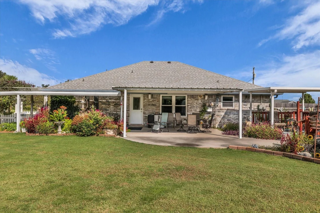 Photo of 107 Fort Graham Circle
