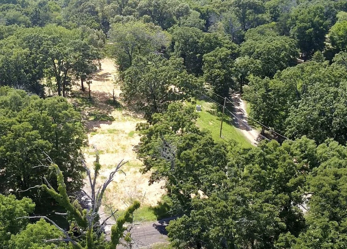 Photo of 4044 Oakridge Circle