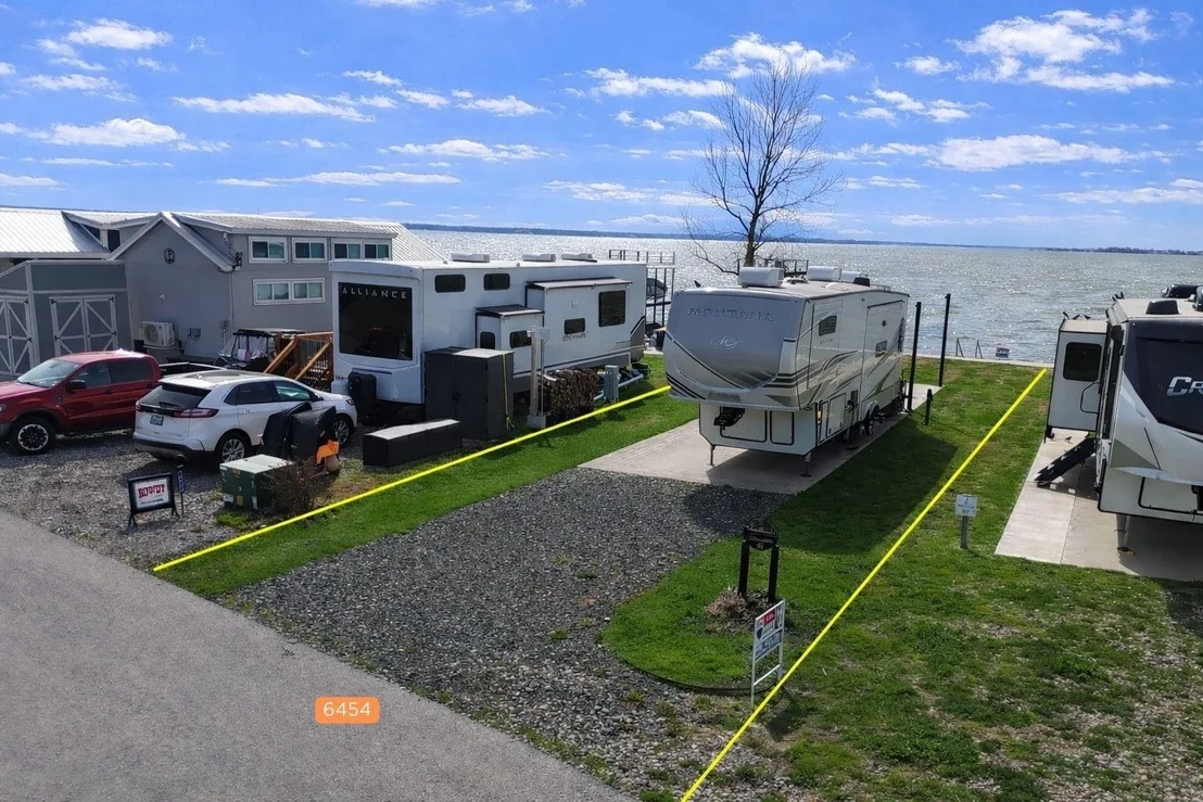Photo of 6454 Peninsula Road