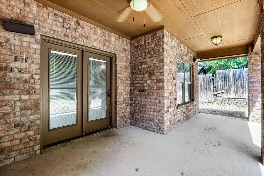 Photo of 1104 Irwin Drive