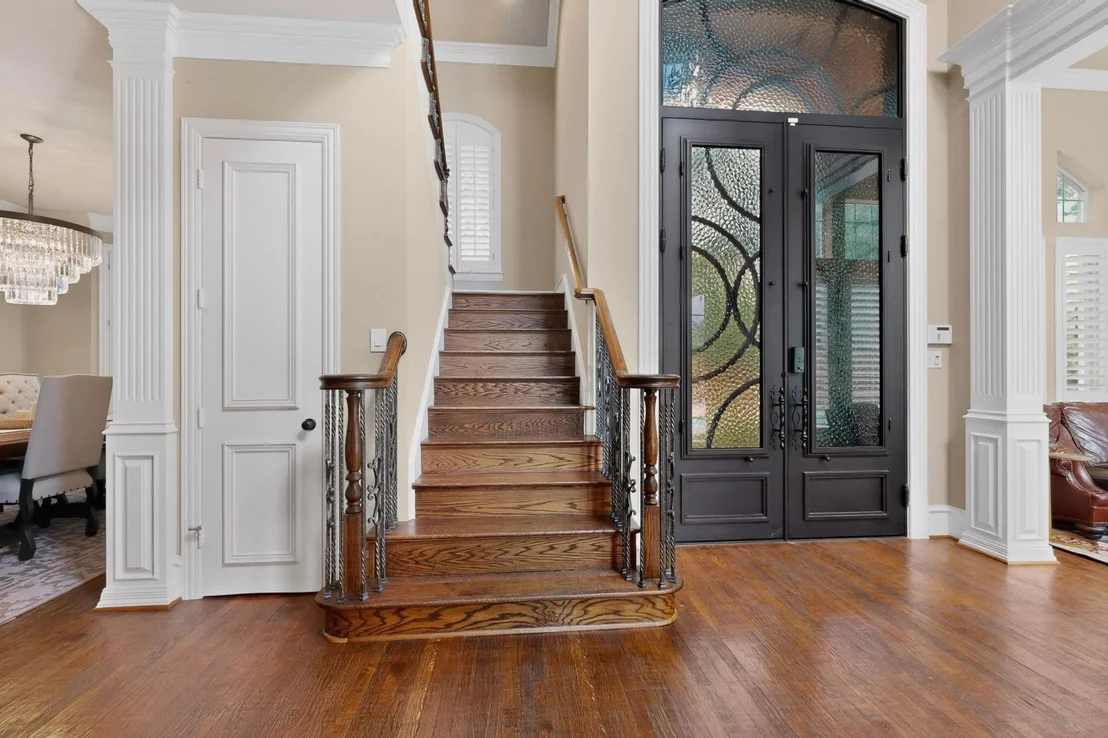 Photo of 5700 Walden Drive