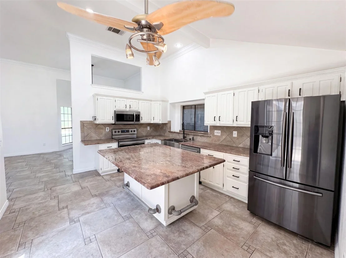 Photo of 1613 Mullins Drive