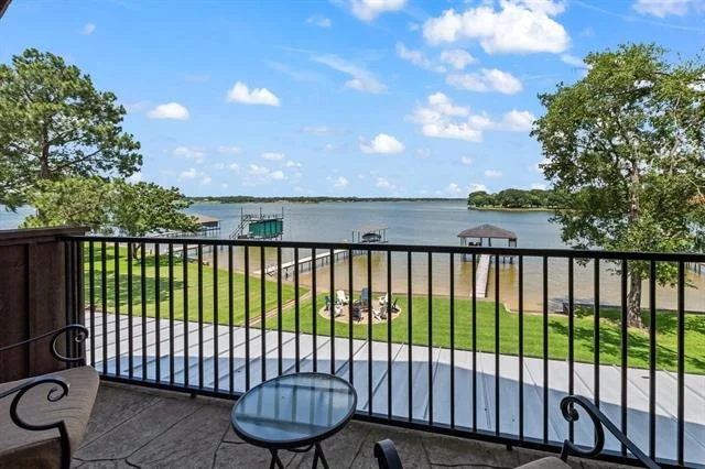 Photo of 229 N Beverly Drive