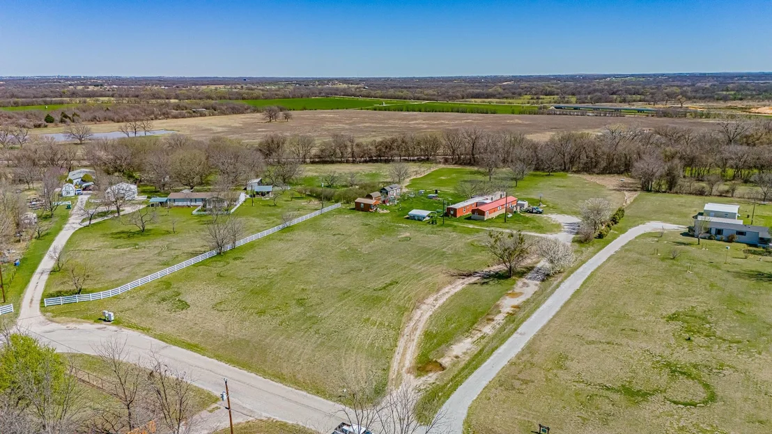 Photo of 528 Stonegate Drive