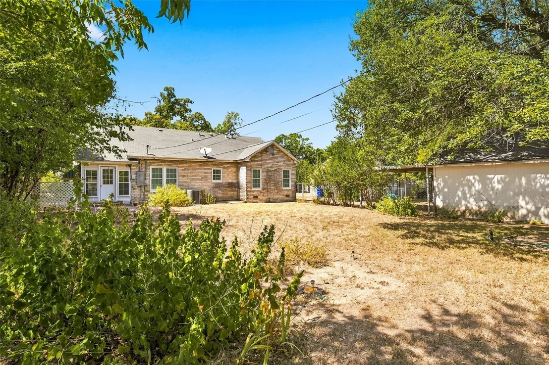 Photo of 2616 Pine Avenue