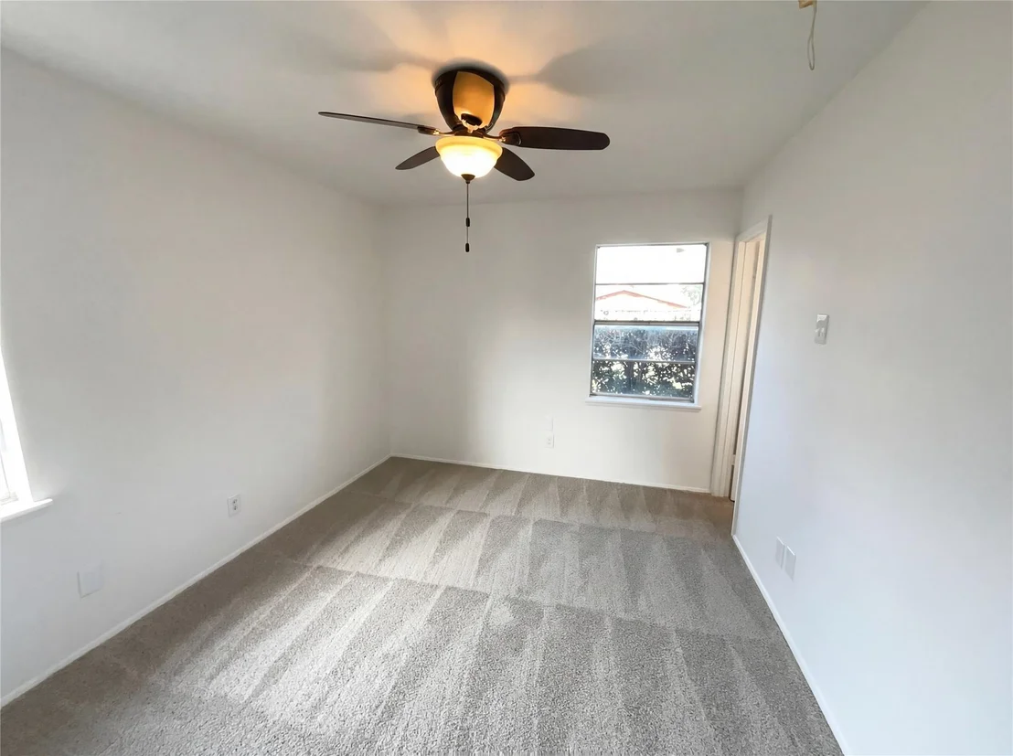 Photo of 8541 Strathmore Drive