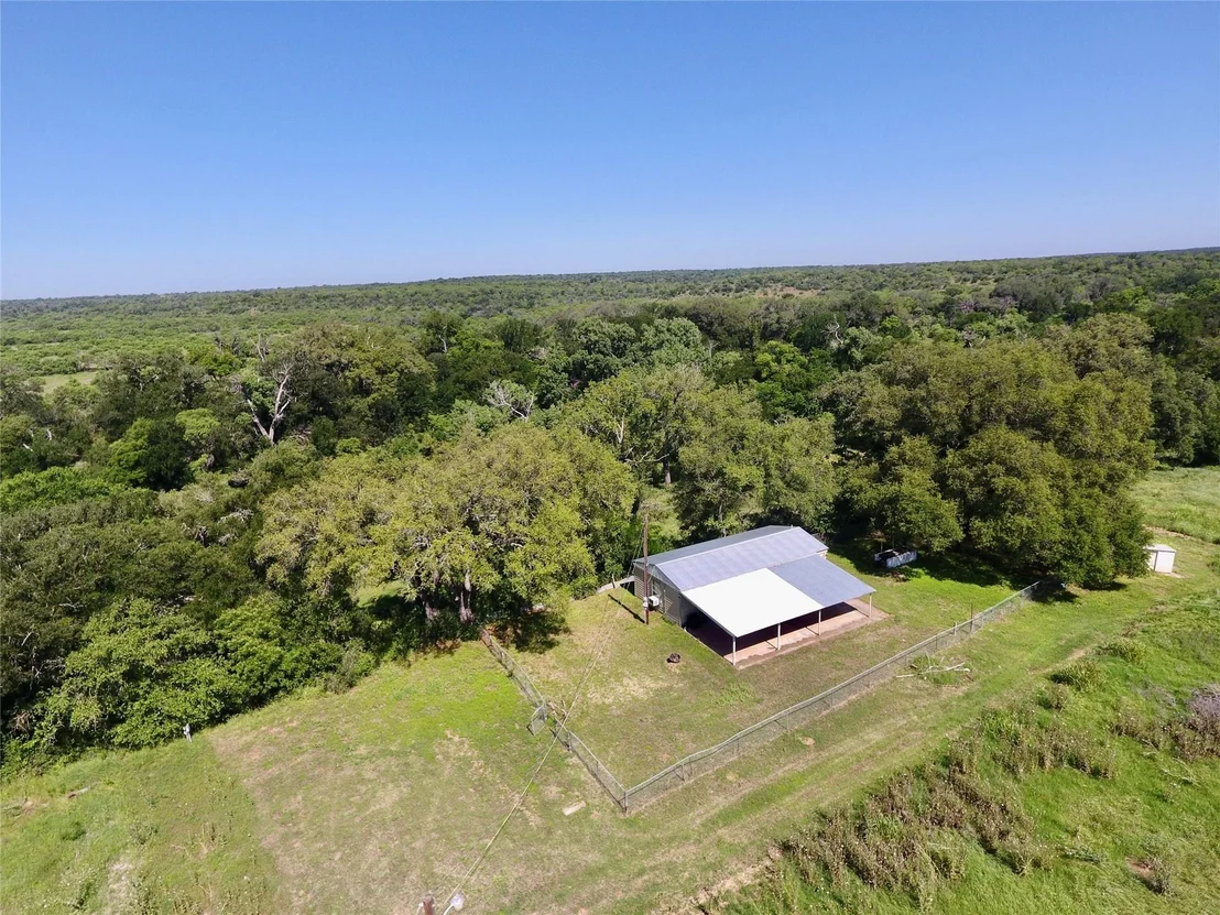 Photo of 588 County Road 430