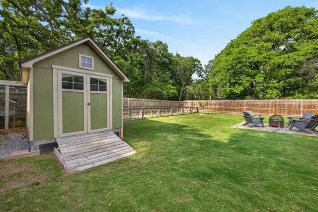 Photo of 405 Pecan Street