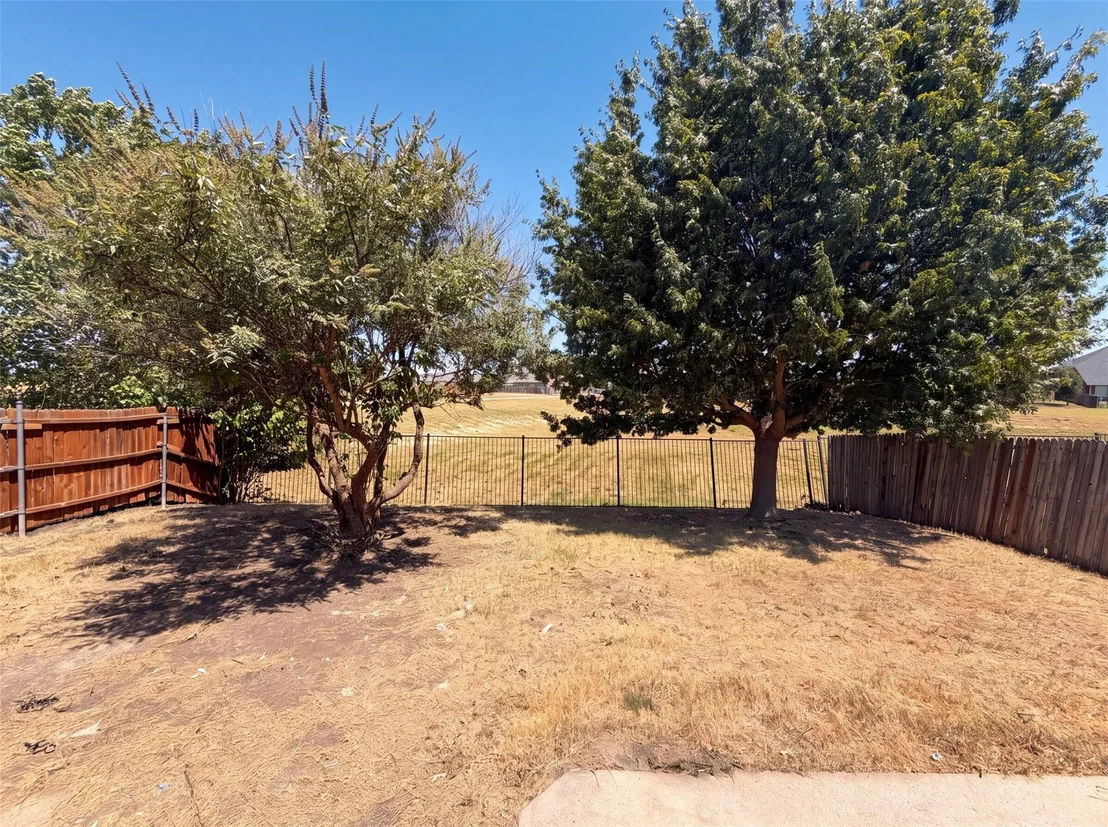 Photo of 5928 Deck House Road