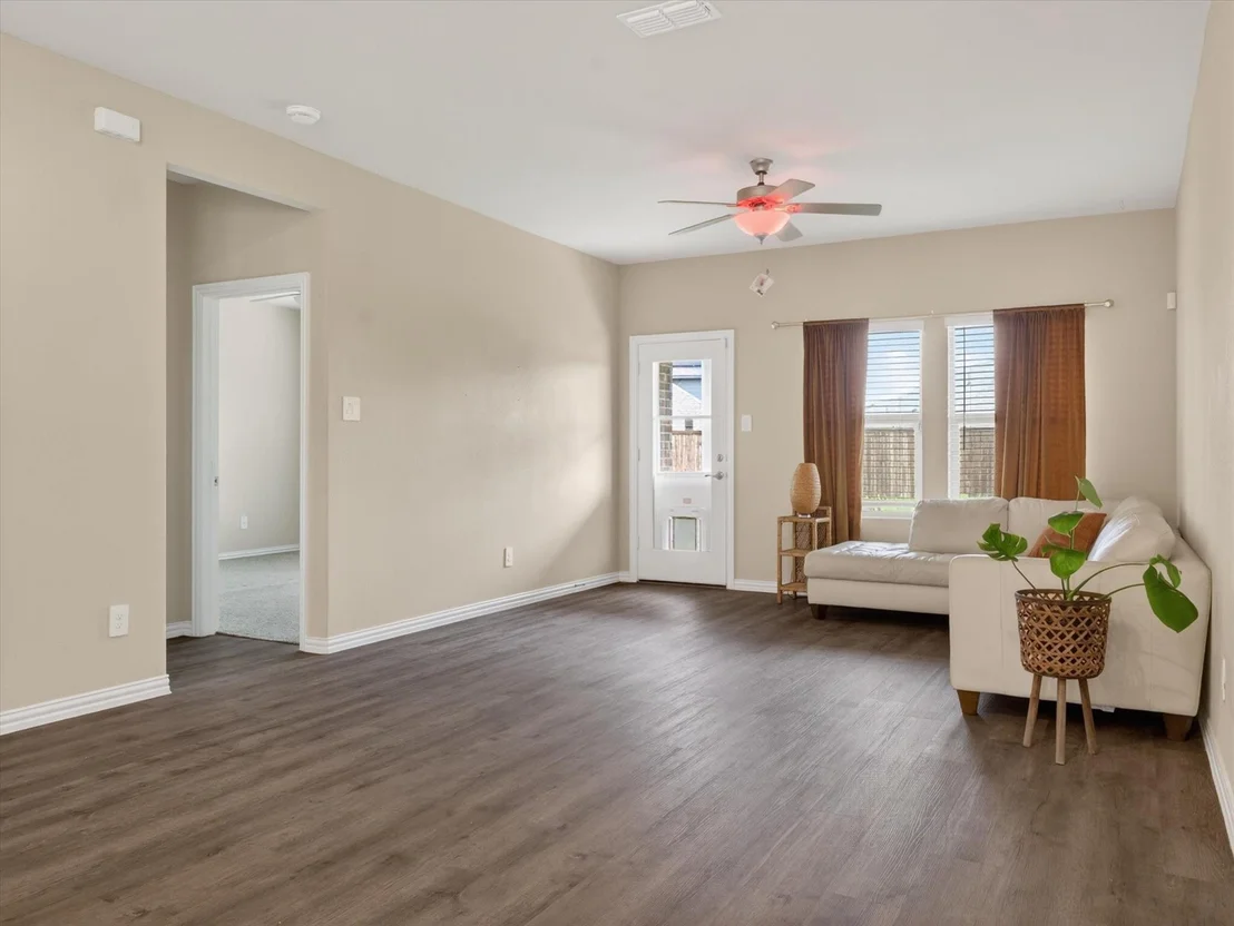Photo of 4805 Ellison Drive