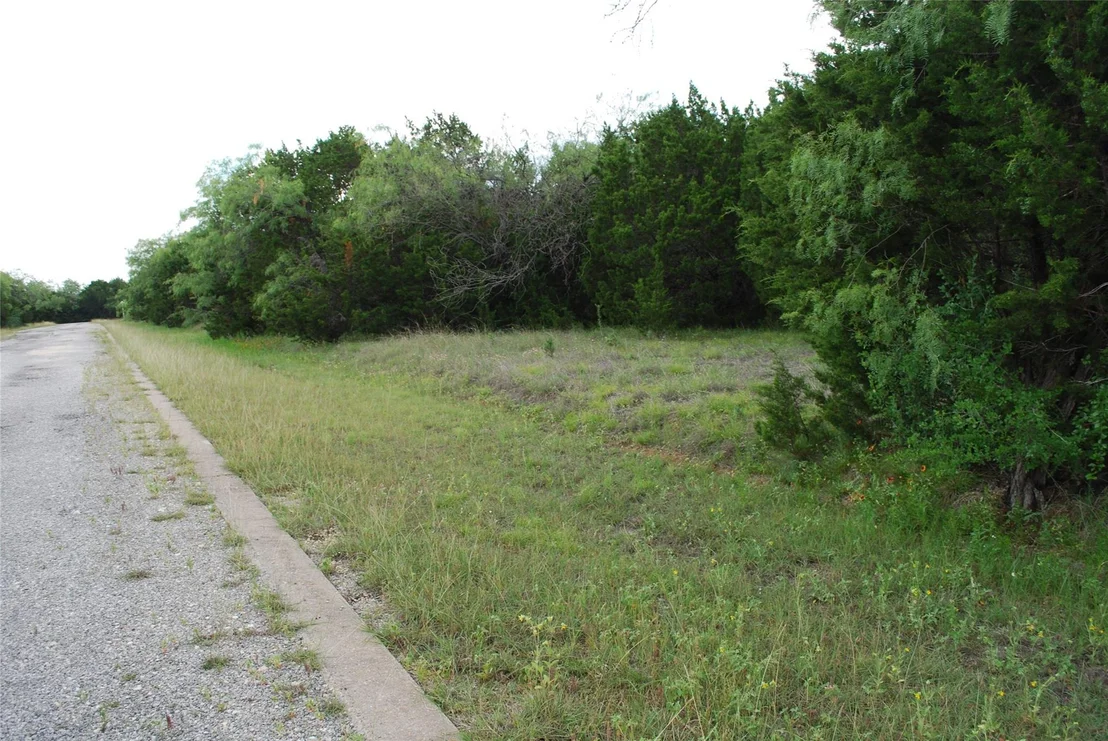 Photo of 23067 Oak Ridge Drive
