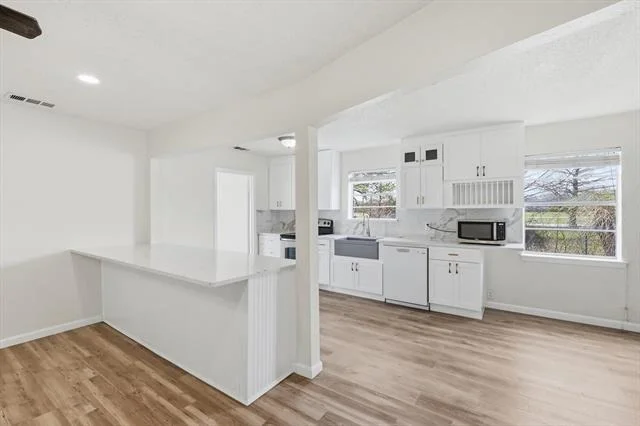 Photo of 3913 Hickox Road