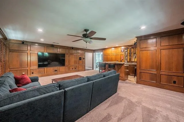 Photo of 1406 Riverview Drive