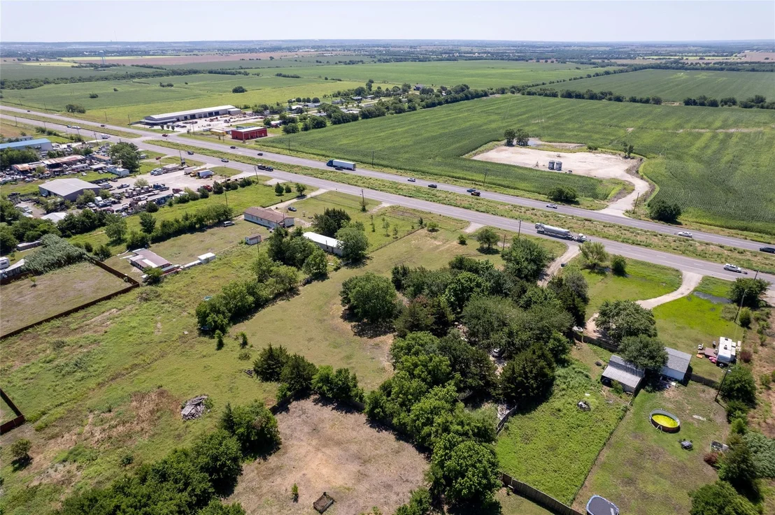 Photo of 9917 E Highway 67