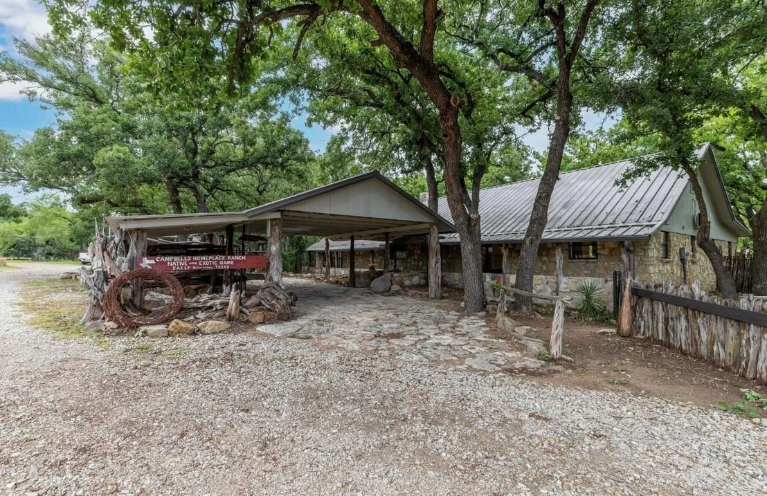 Photo of 3296 Campbell Trail