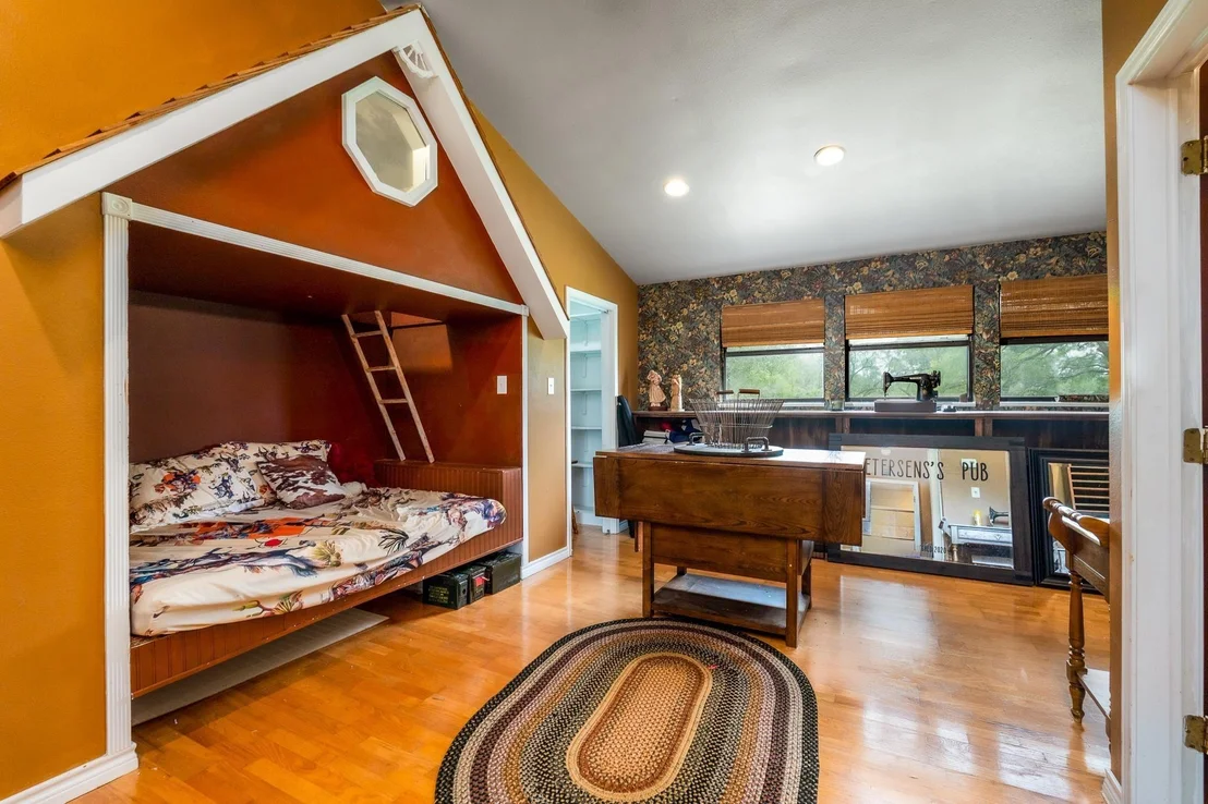 Photo of 7144 County Road 487
