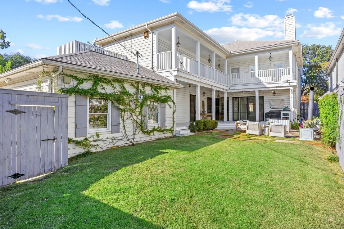 Photo of 3105 Drexel Drive