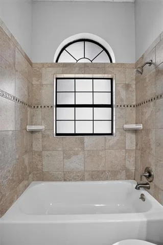 Photo of 6057 Hillglen Drive
