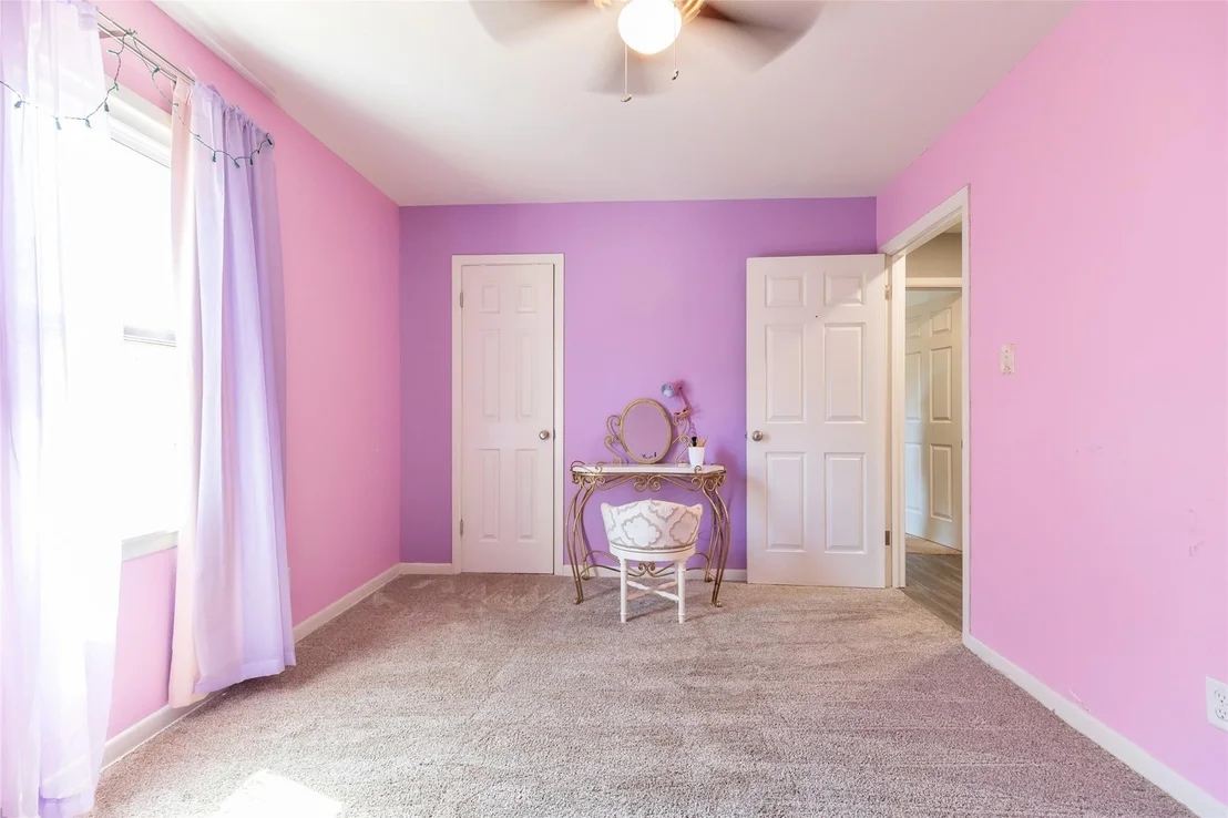 Photo of 720 GLENDALE Drive