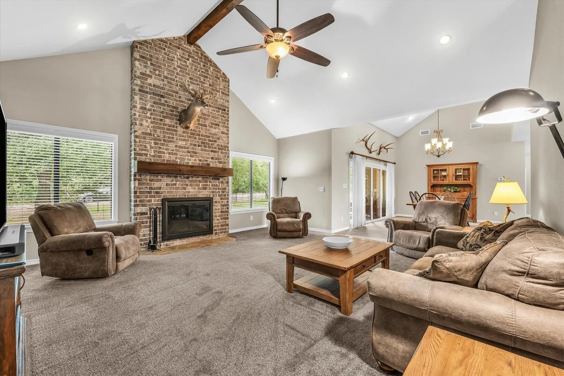 Photo of 613 Bone Road