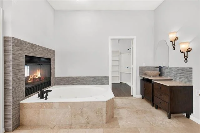 Photo of 910 Lahinch Circle