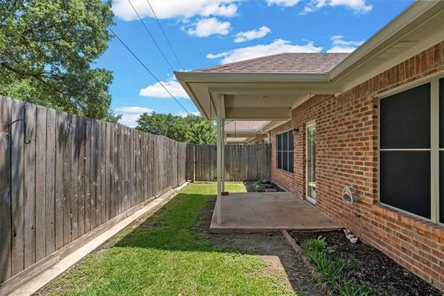 Photo of 9021 Darby Lane