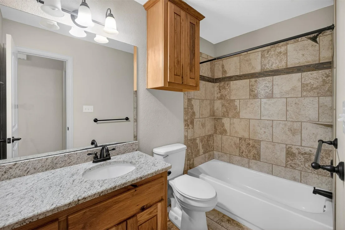 Photo of 505 E 5th Street