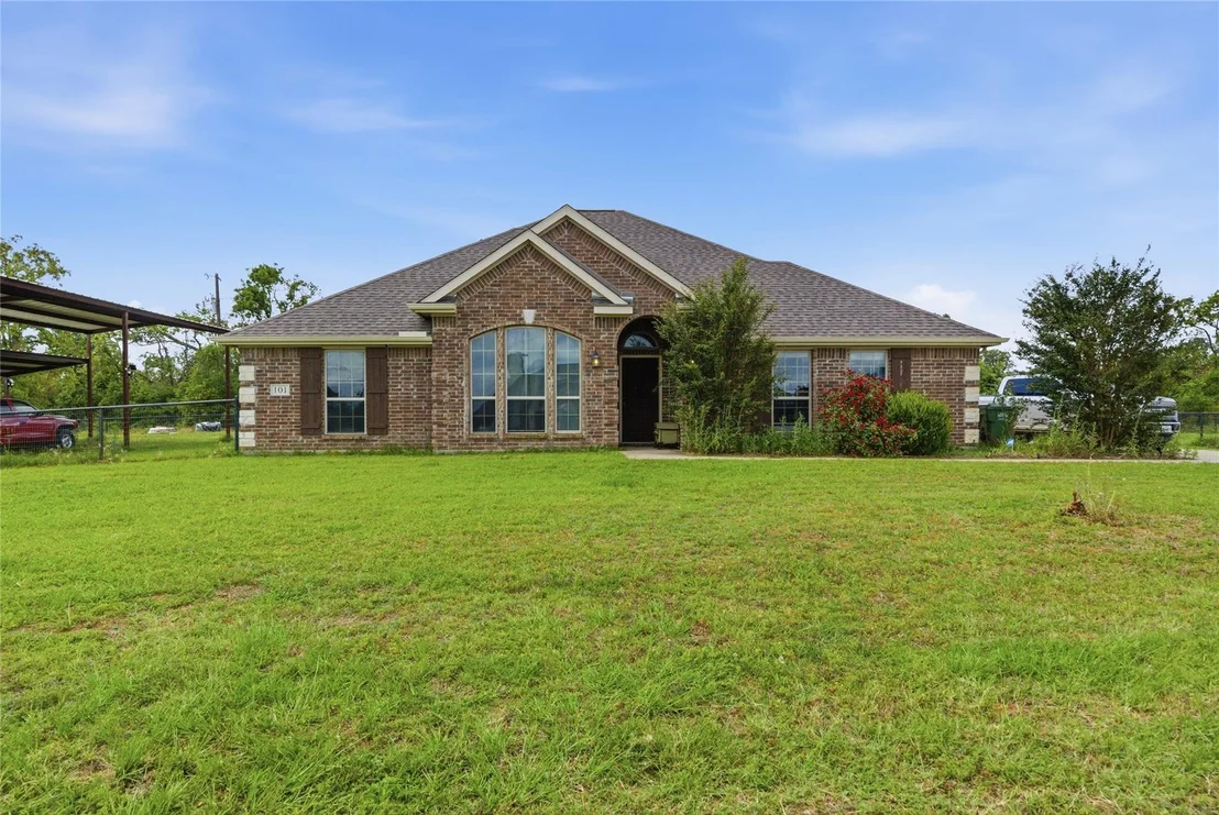 Photo of 101 Hampton Lane