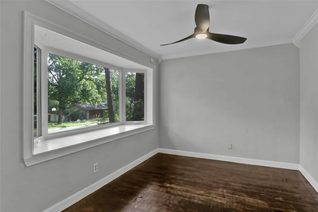 Photo of 2706 Oak Cliff Lane