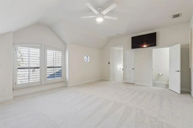 Photo of 5829 Lakeside Drive