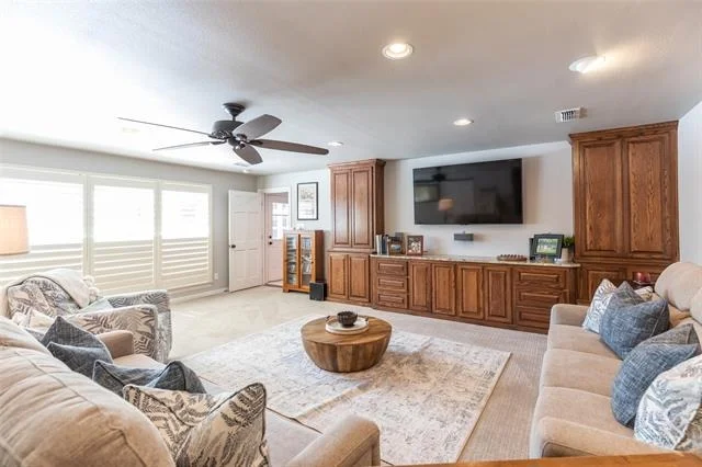 Photo of 1533 Elmwood Drive