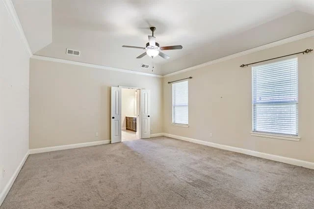 Photo of 123 White Oak Lane