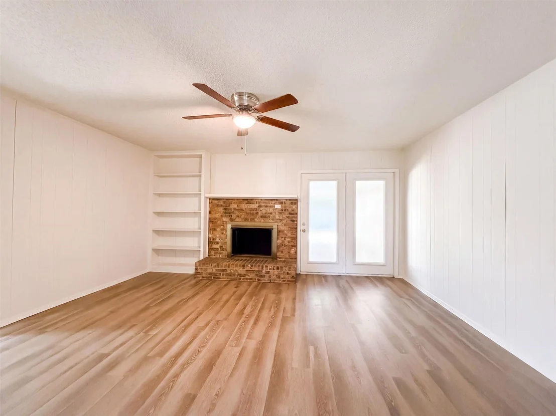 Photo of 1136 Kris Street
