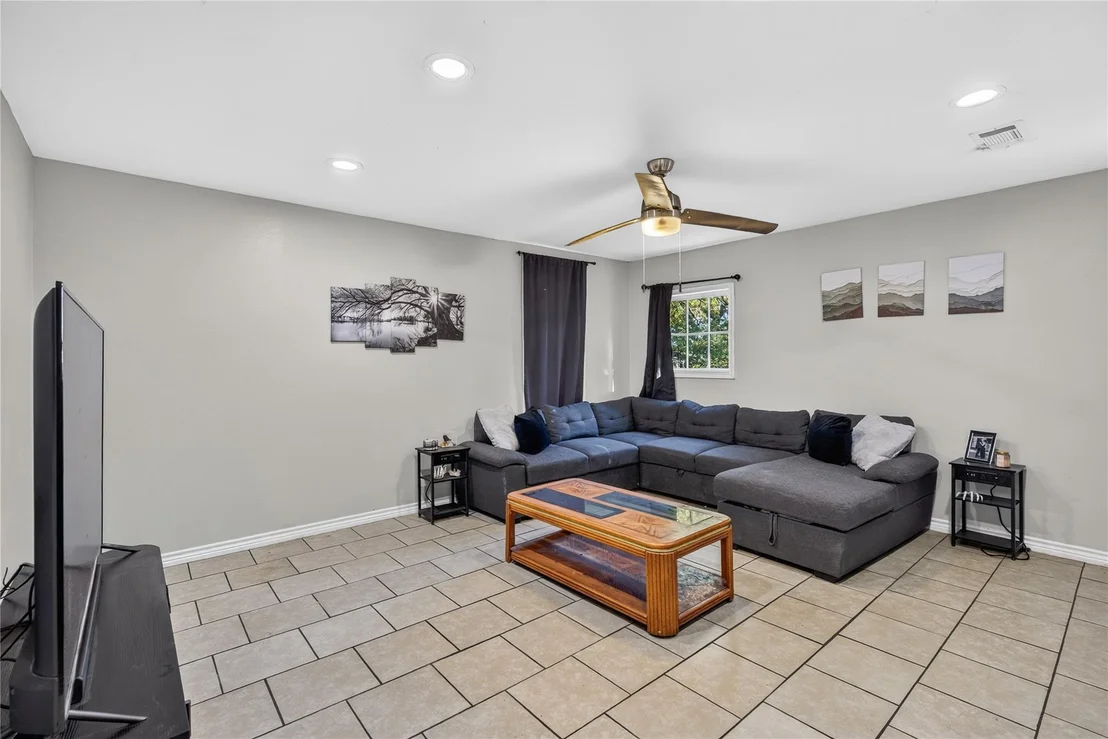 Photo of 139 Wedgewood Loop