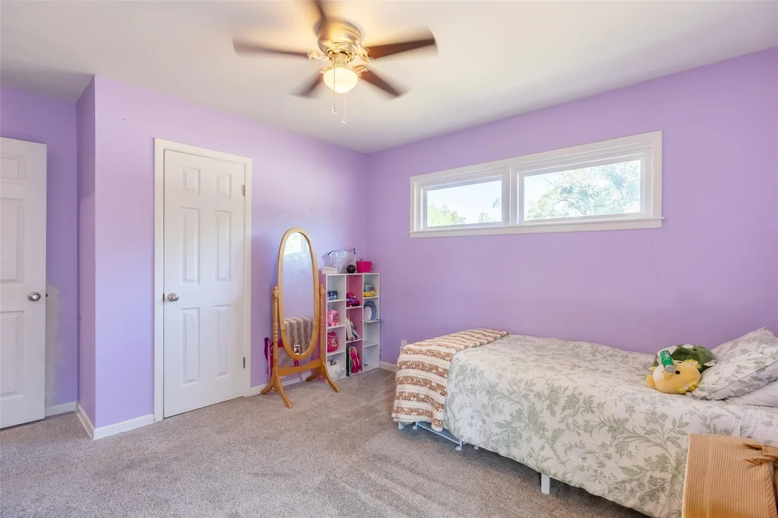 Photo of 720 GLENDALE Drive