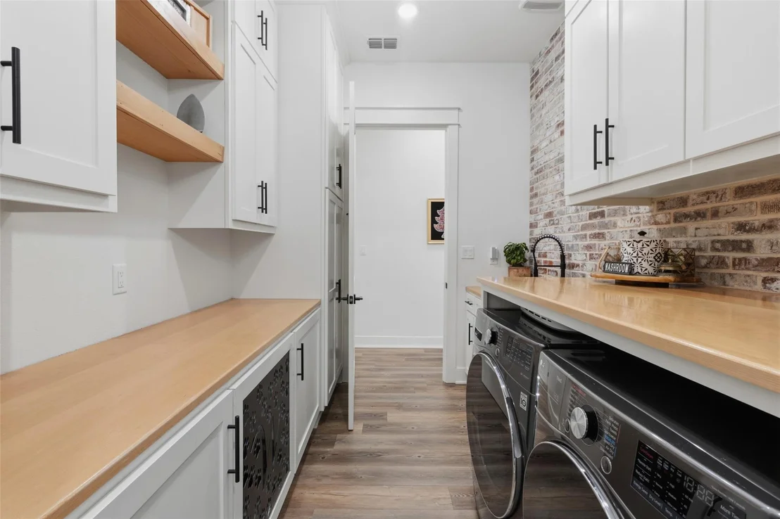 Photo of 317 Private Road 4351
